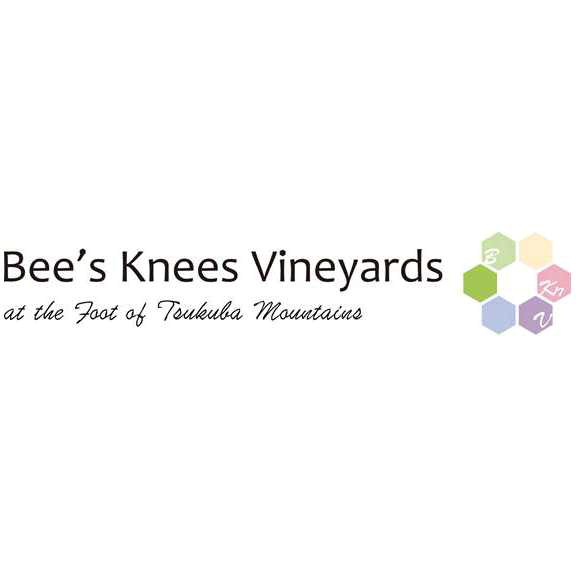Ｂｅｅ’ｓ　Ｋｎｅｅｓ　Ｖｉｎｅｙａｒｄｓ＼ａｔ　ｔｈｅ　Ｆｏｏｔ　ｏｆ　Ｔｓｕｋｕｂａ　Ｍｏｕｎｔａｉｎｓ∞Ｂ∞Ｋｎ∞Ｖ